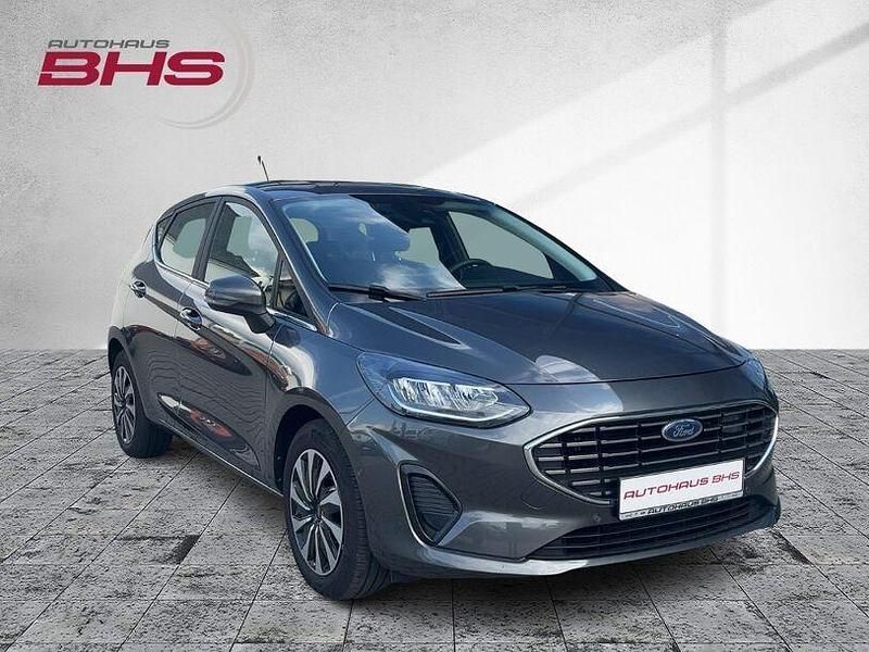 Gebraucht Ford Fiesta Titanium 101 PS (74 kW) 2022 Magneticgrau (grau) Kleinwagen
