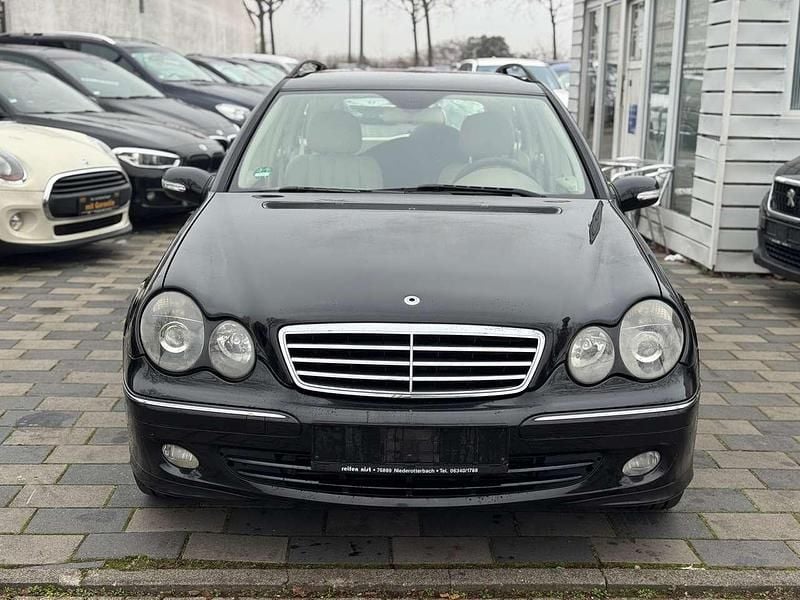 Gebraucht Mercedes C180 143 PS (105 kW) 2006 Obsidianschwarz  metalliclack Kombi