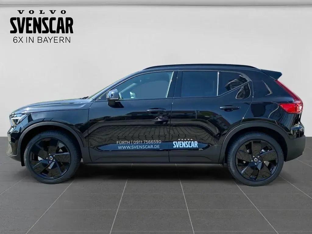 Gebraucht Volvo XC40 Plus 163 PS (119 kW) 2026 Schwarz SUV