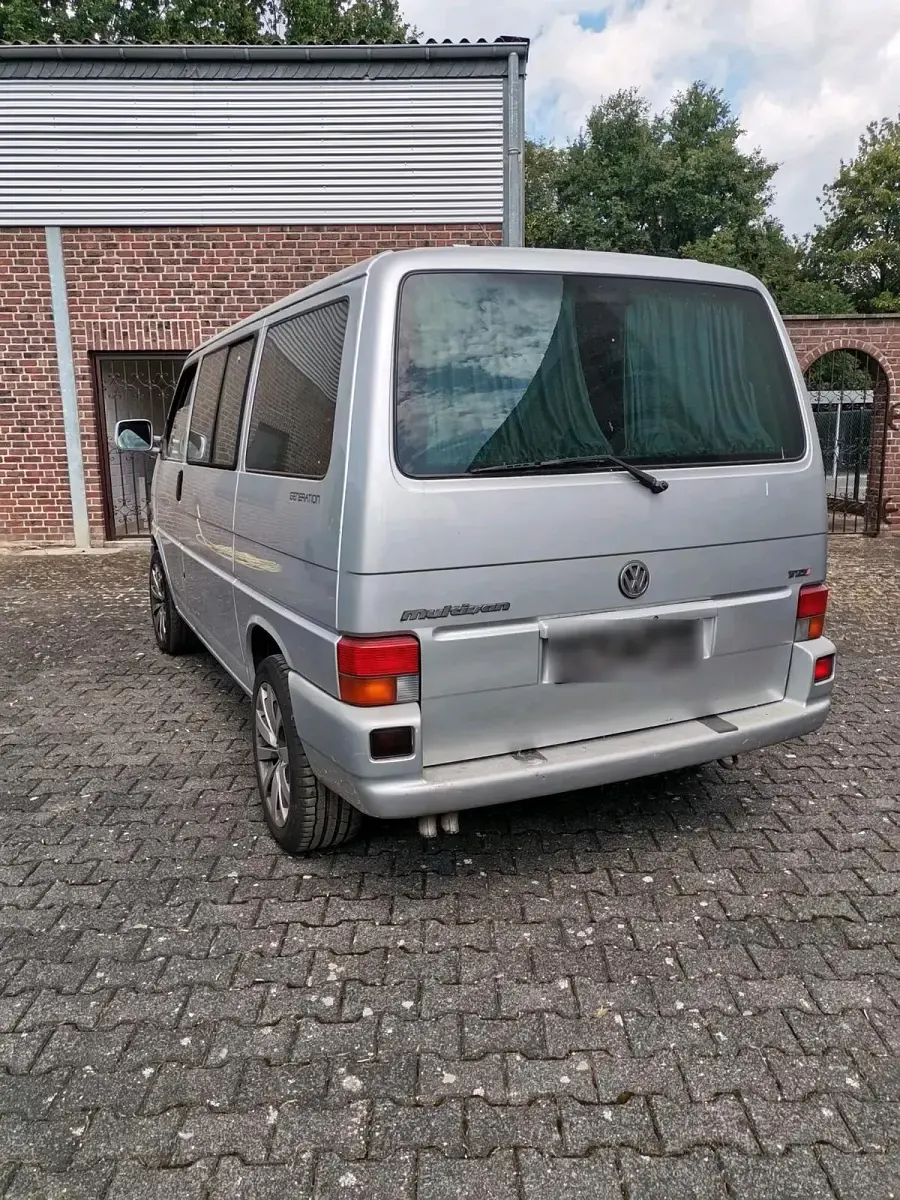 Używany VW T4 151 KM (111 kW) 2002 Srebrny Van