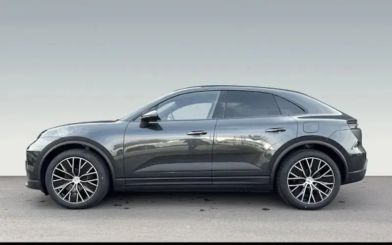 Gebraucht Porsche Macan 264 kW (360 PS) 2026 Vulkangraumetallic SUV