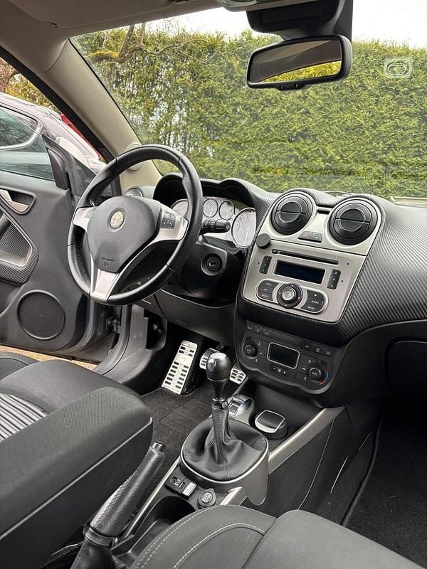 Gebraucht Alfa Romeo MiTo 135 PS (99 kW) 2012 Grau Kleinwagen