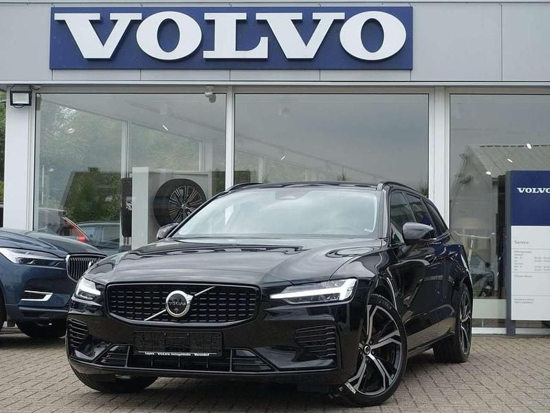 Onyx black Gebraucht 2024 Volvo V60 Plus Kombi | 45.900 € (Teuer) - Bild 1/4