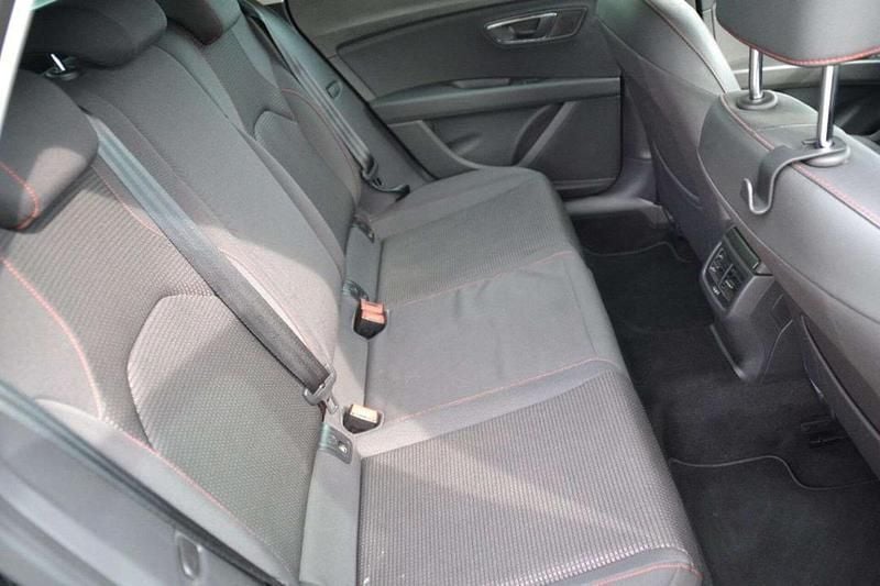 Second-hand Seat Leon FR 190 CP (139 kW) 2018 Negru Berlinǎ