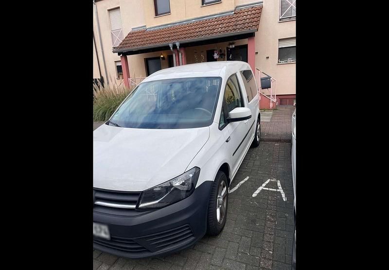 Gebraucht VW Caddy Trendline 102 PS (75 kW) 2017 Weiß Van / Kleinbus