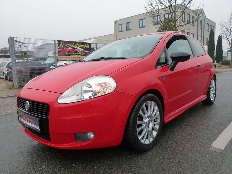 Gebraucht Fiat Grande Punto Sport 120 PS (88 kW) 2009 Rot Kleinwagen
