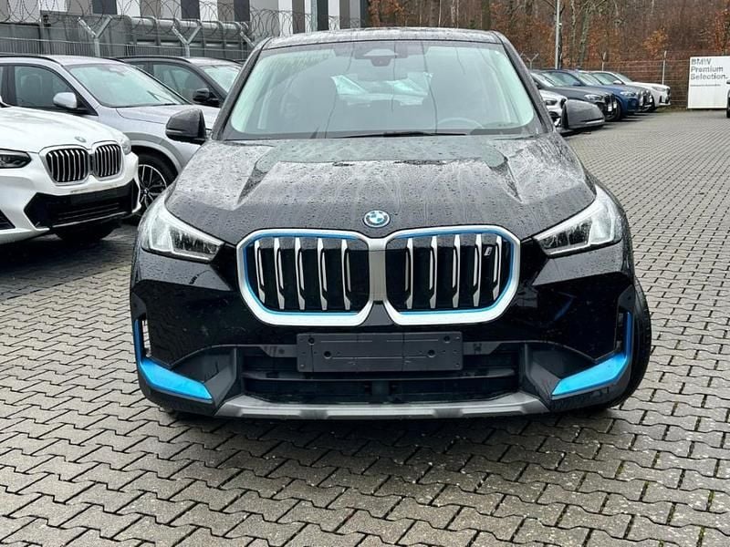 Gebraucht BMW iX1 Performance 225 kW (306 PS) 2023 Schwarz SUV