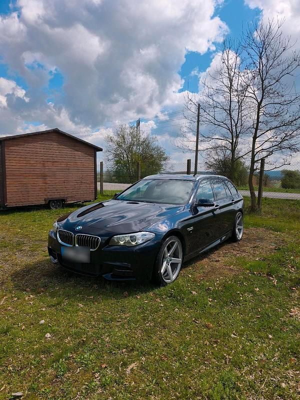 Gebraucht BMW 535 313 PS (230 kW) 2014 Blau Kombi