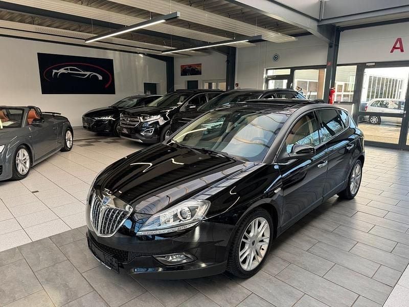 Schwarz Gebraucht 2009 Lancia Delta Kleinwagen | 5.900 € (Etwas zu teuer) - Bild 1/4