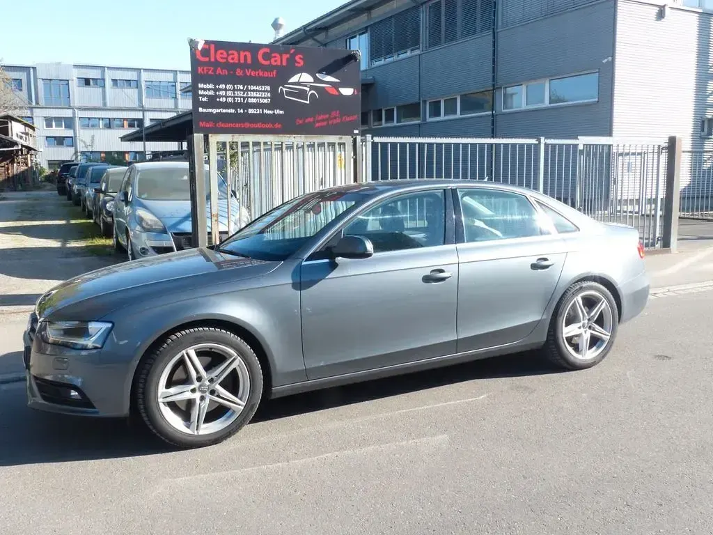 Gebraucht Audi A4 Ambiente 224 PS (164 kW) 2014 Monsungrau metallic Limousine