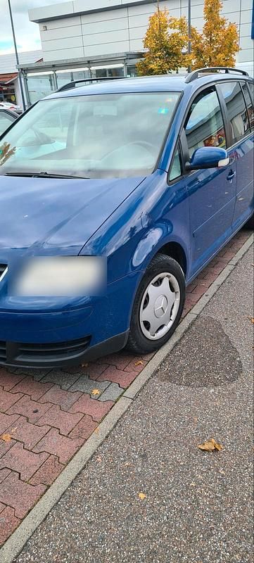 Blau Gebraucht 2005 VW Touran Van / Kleinbus | 950 € (Guter Preis) - Bild 1/4