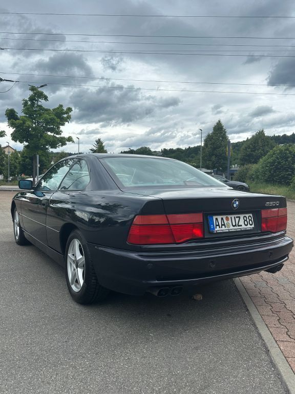 Blau Gebraucht 1998 BMW 850 Coupé | 25.000 € - Bild 1/4