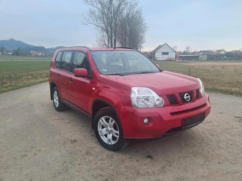Rot Gebraucht 2009 Nissan X-Trail SUV | 2.900 € (Superpreis) - Bild 1/4