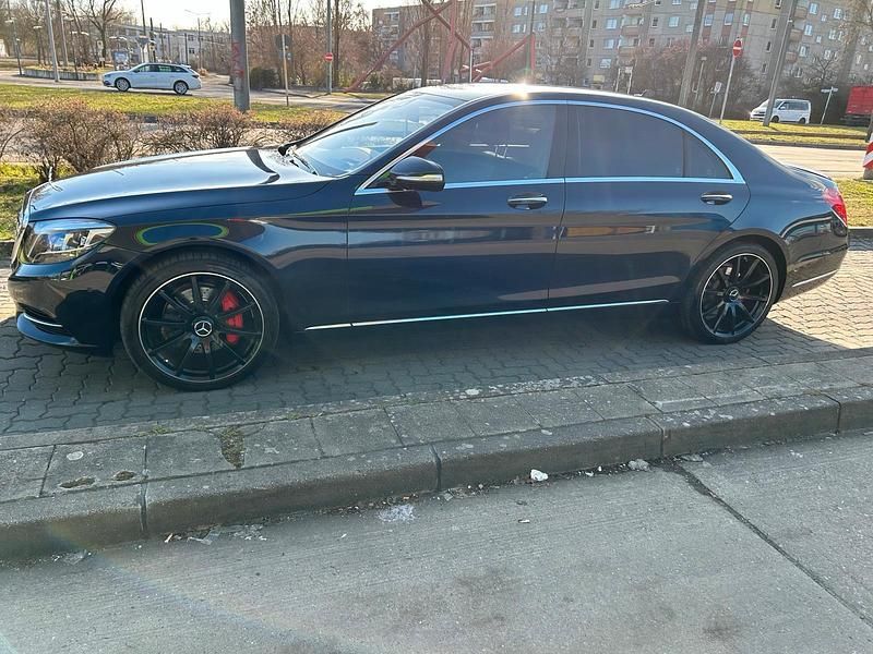 Gebraucht Mercedes S350 258 PS (189 kW) 2015 Blau Limousine
