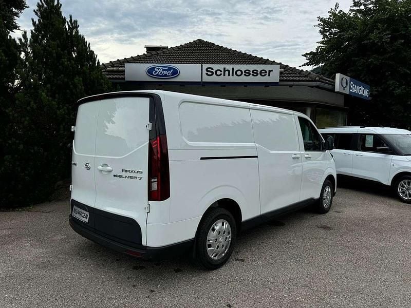 Gebraucht Maxus eDeliver 7 150 kW (204 PS) 2024 Warm white Van