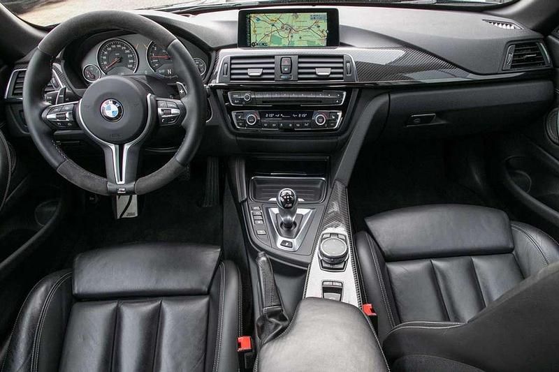 Gebraucht BMW M4 Cabriolet 431 PS (317 kW) 2015 Saphirschwarz metallic Cabrio