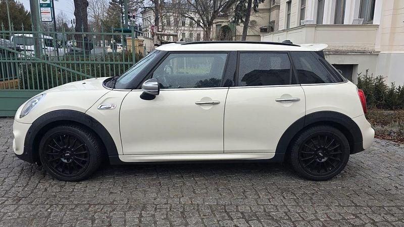 Gebraucht Mini Cooper S Pepper 192 PS (141 kW) 2016 Weiß Kleinwagen