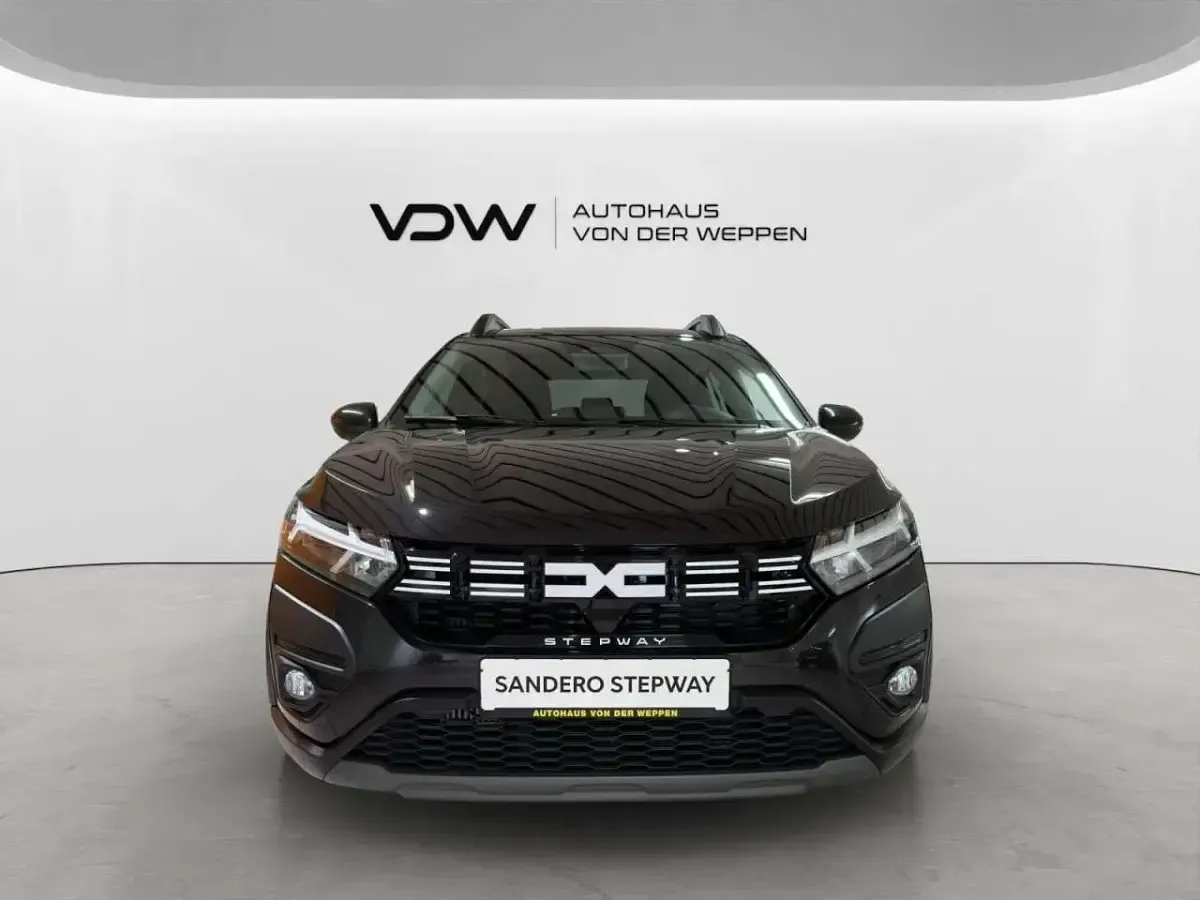 Ny Dacia Sandero Expression 91 HK (66 kW) 2026 Sort Hatchback