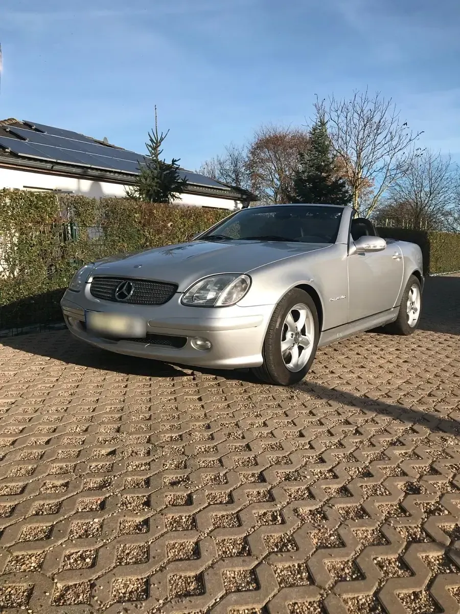 Gebraucht Mercedes SLK200 163 PS (119 kW) 2002 Silber Cabrio