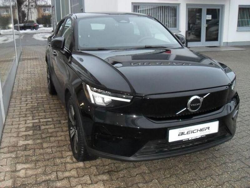 Gebraucht Volvo C40 Core 169 kW (231 PS) 2022 Onyx black SUV