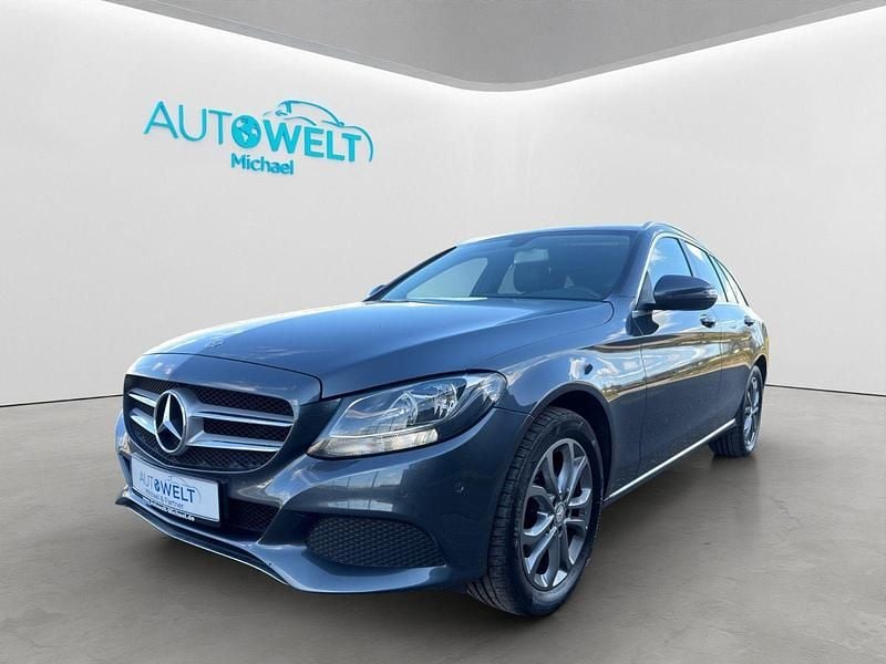 Gebraucht Mercedes C200 136 PS (100 kW) 2016 Grau Kombi