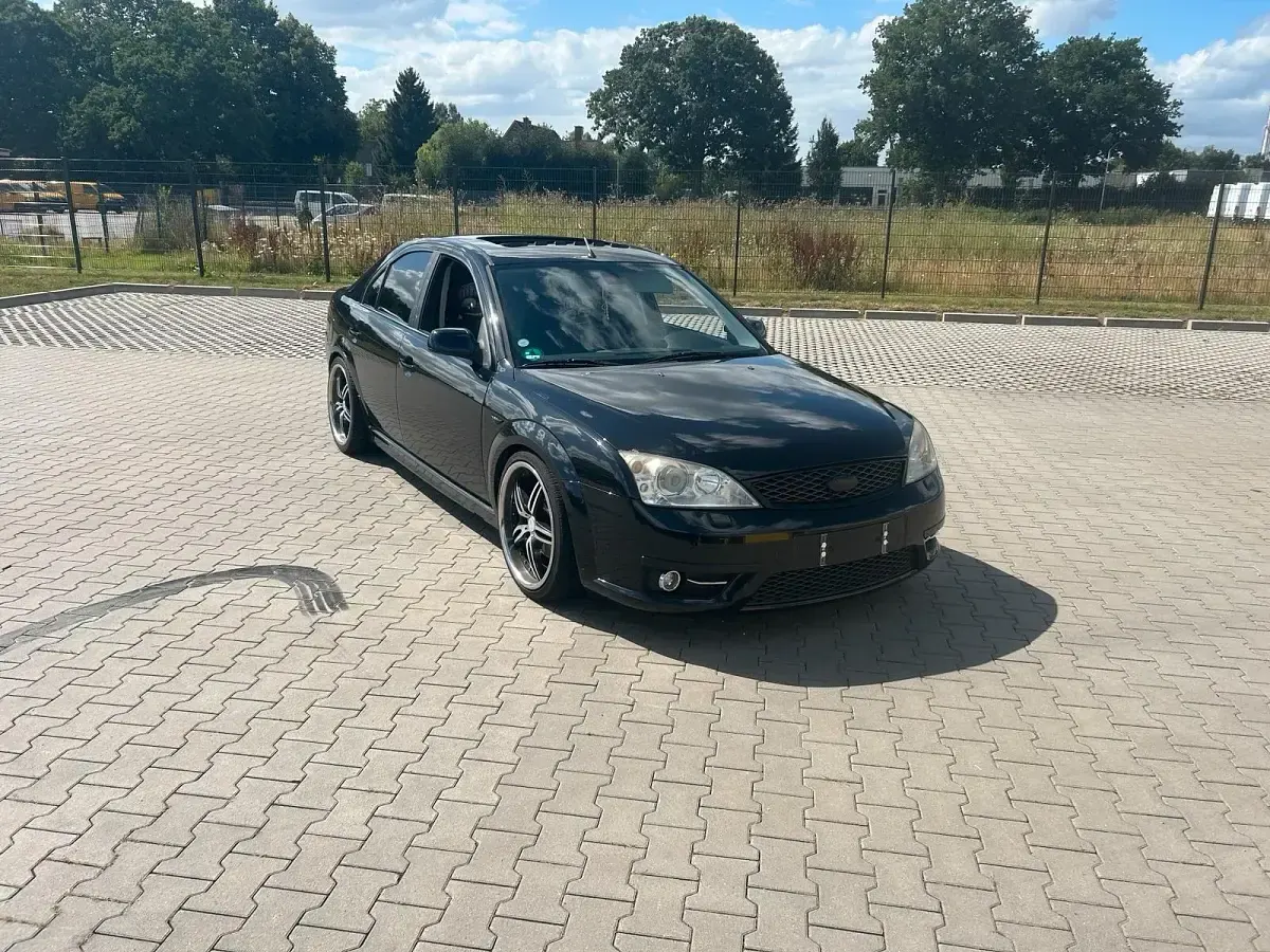 Gebraucht Ford Mondeo ST 226 PS (166 kW) 2003 Schwarz Limousine