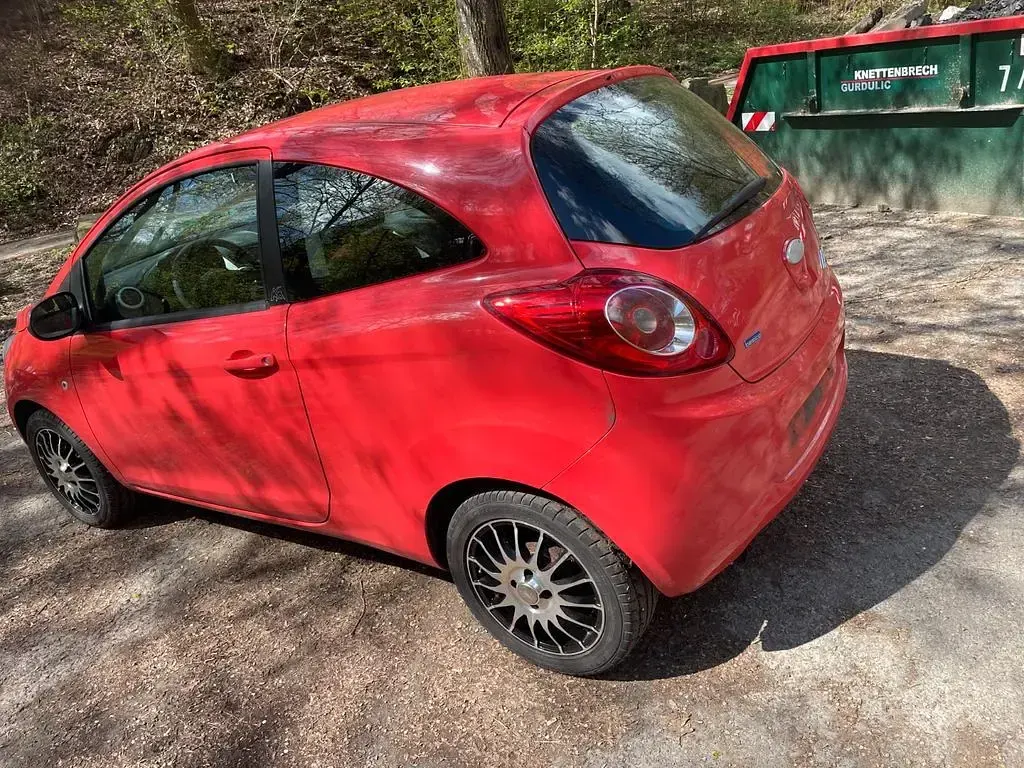 Gebraucht Ford Ka 69 PS (50 kW) 2012 Kleinwagen