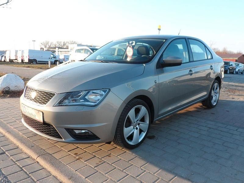 Gebraucht Seat Toledo Style 105 PS (77 kW) 2013 Beige Kleinwagen