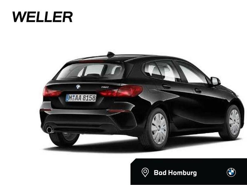 Schwarz (schwarz) Gebraucht 2023 BMW 116 Comfort Edition Kleinwagen | 19.970 € (Guter Preis) - Bild 1/4