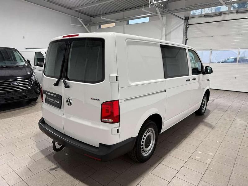 Gebraucht VW Transporter 150 PS (110 kW) 2021 Candy weiß Van
