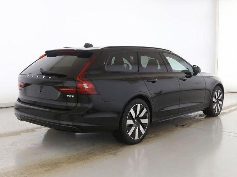 Gebraucht Volvo V90 Plus 310 PS (228 kW) 2025 Schwarz Kombi