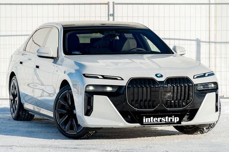 Gebraucht BMW i7 M Sport 400 kW (544 PS) 2026 Weiß Limousine