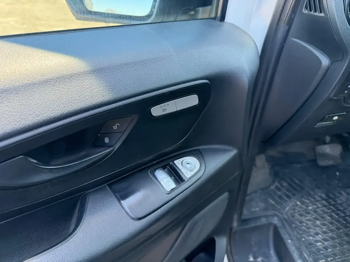 Gebraucht Mercedes Vito 136 PS (100 kW) 2015 Weiß Van
