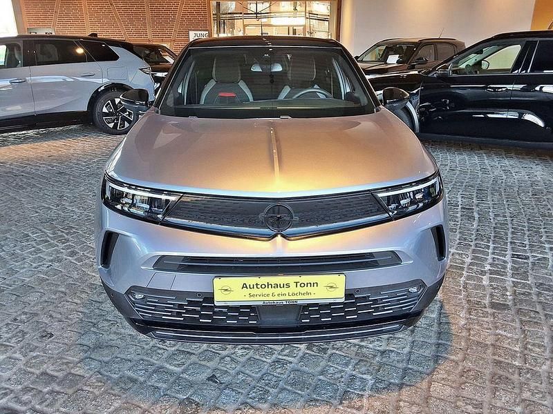 Neu Opel Mokka 131 PS (96 kW) 2025 Grau SUV