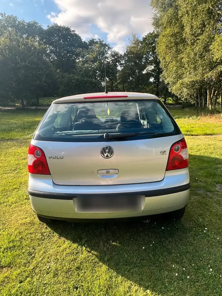 Gebraucht VW Polo 54 PS (39 kW) 2003 Grau Kleinwagen