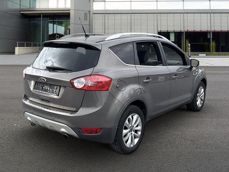 Gebraucht Ford Kuga S 140 PS (102 kW) 2011 Braun SUV