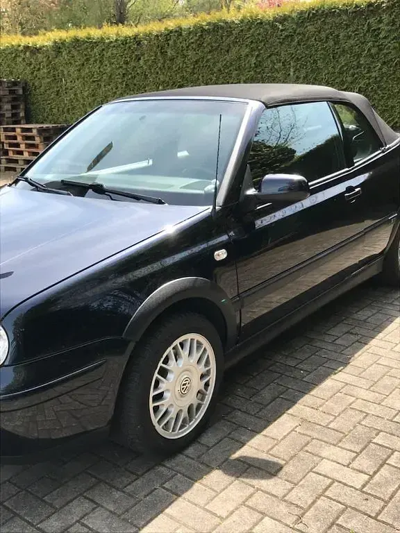 Gebraucht VW Golf Cabriolet Conceptline 116 PS (85 kW) 2002 Blau Cabrio