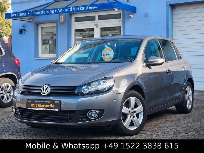 Grau Gebraucht 2010 VW Golf VI Team Limousine | 5.800 € (Fairer Preis) - Bild 1/4