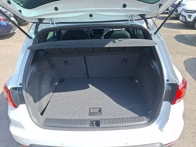 Używany Seat Arona FR 116 KM (85 kW) 2020 Biały SUV