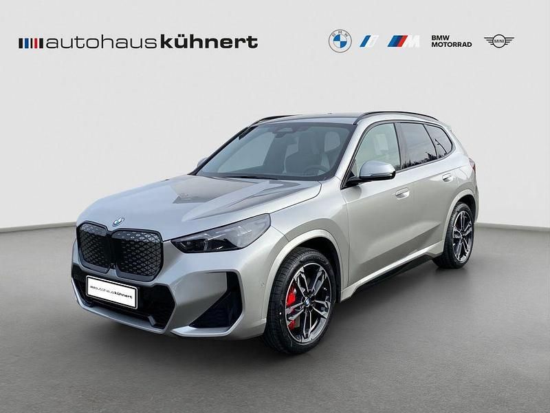 Gebraucht BMW iX1 M Sport 225 kW (306 PS) 2026 Silber SUV