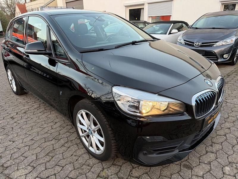 Gebraucht BMW 225 Advantage 136 PS (100 kW) 2018 Schwarz Kombi