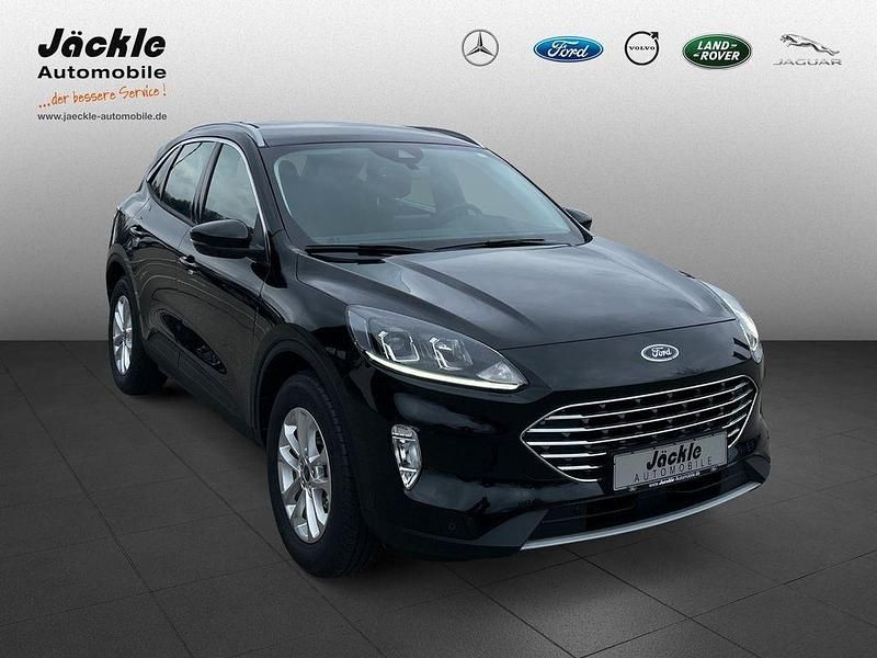 Usado Ford Kuga Titanium 120 HP (88 kW) 2023 Preto SUV