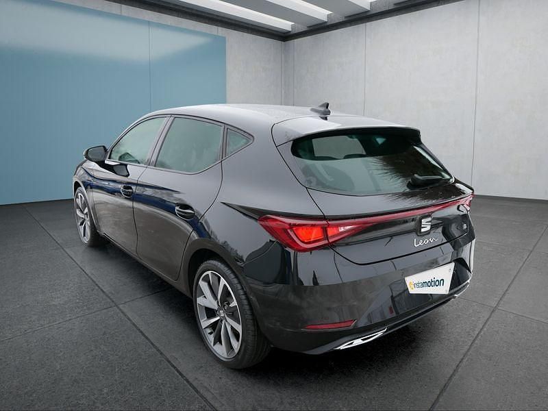Neu Seat Leon FR 150 PS (110 kW) 2026 Schwarz Kleinwagen