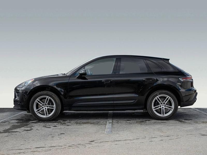 Gebraucht Porsche Macan 265 PS (194 kW) 2024 Schwarz SUV