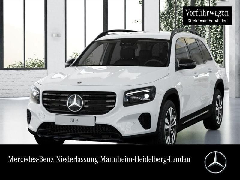Polarweiß Gebraucht 2025 Mercedes GLB200 Progressive SUV | 42.950 € (Fairer Preis) - Bild 1/4