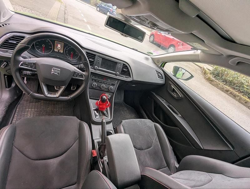 Usata Seat Leon FR 150 CV (110 kW) 2014 Verde Coupé