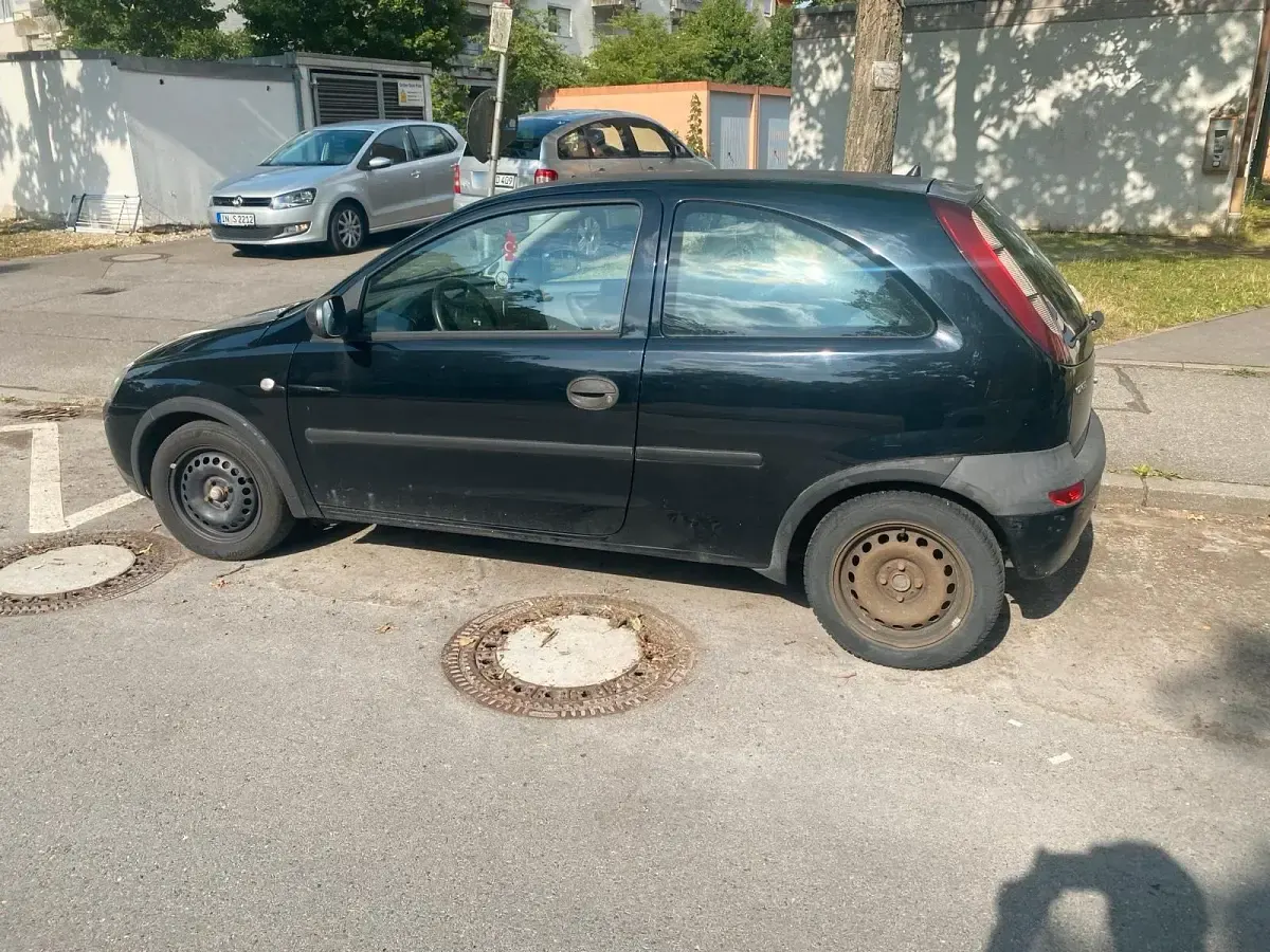 Gebraucht Opel Corsa 58 PS (42 kW) 2002 Schwarz Kleinwagen