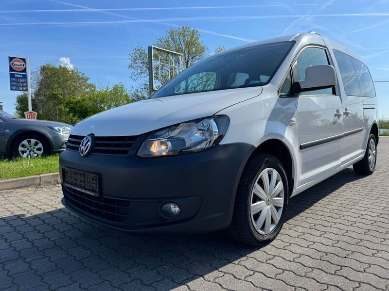 Weiß Gebraucht 2012 VW Caddy Maxi Trendline Van / Kleinbus | 10.999 € (Fairer Preis) - Bild 1/4