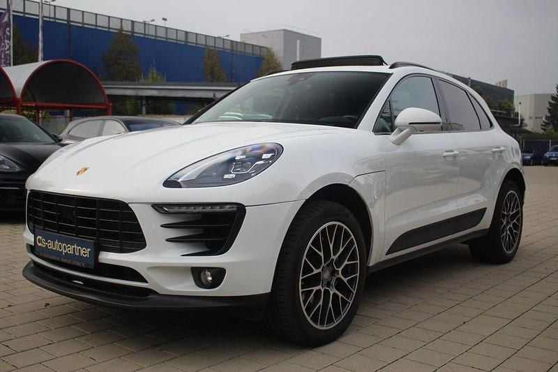 Pure white/weiss Gebraucht 2018 Porsche Macan S SUV | 43.800 € (Guter Preis) - Bild 1/4