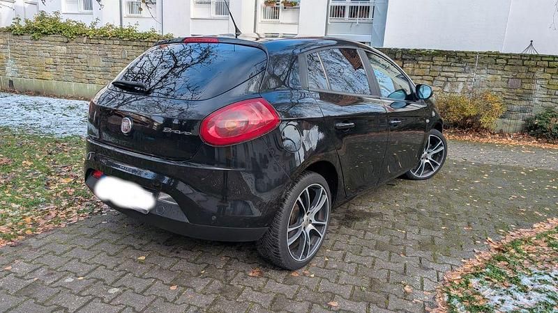 Gebraucht Fiat Bravo Dynamic 120 PS (88 kW) 2008 Schwarz Kleinwagen